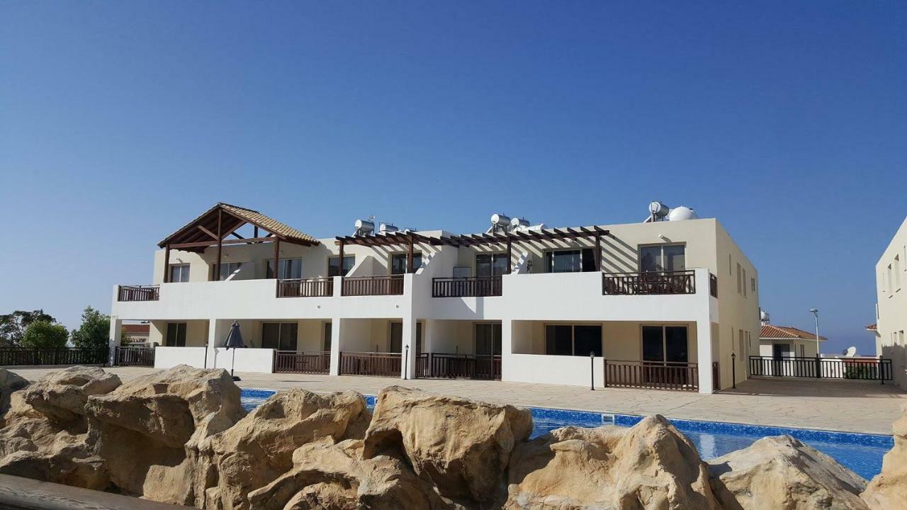 Ground Floor One Bedroom Apartment B2, 3 Pools, Free Wifi Peyia Exterior foto